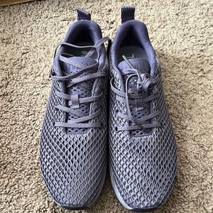 New but no box! Women’s NOBULL Diamond Mesh Running Shoes. Size 9.5